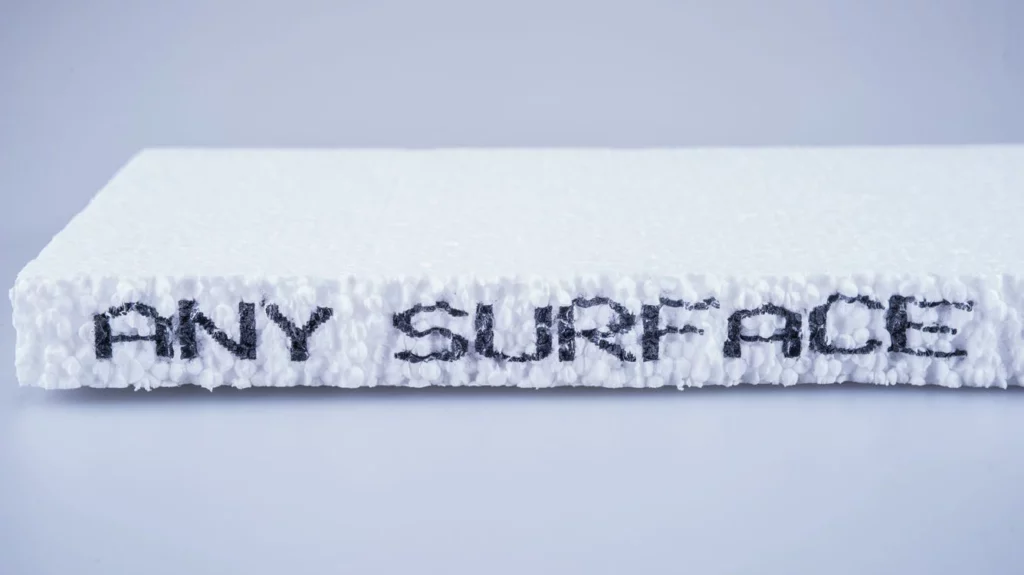 EBS-6600_wydruk_na_styropianie-img1350-1336x750-optimized