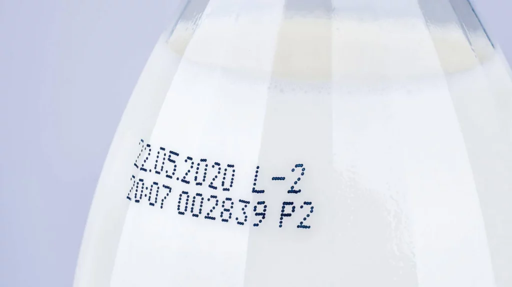 butelka-z-mlekiem-min-1336x750-optimized